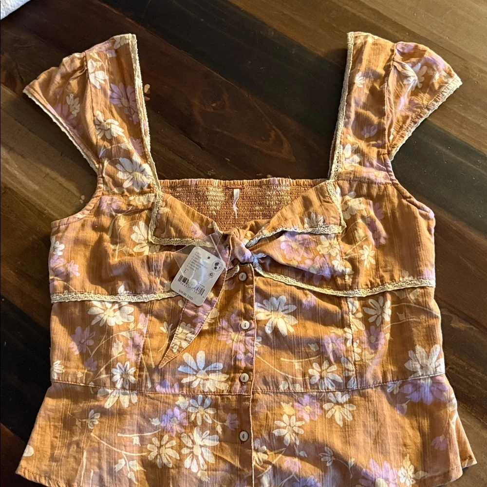 Free People Peach Floral Tie-Front Puff Sleeve Blouse